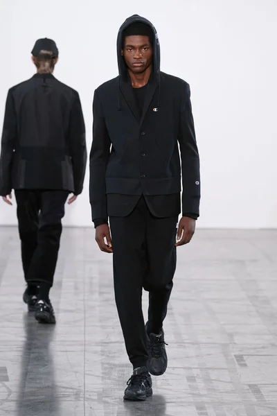 Look 35